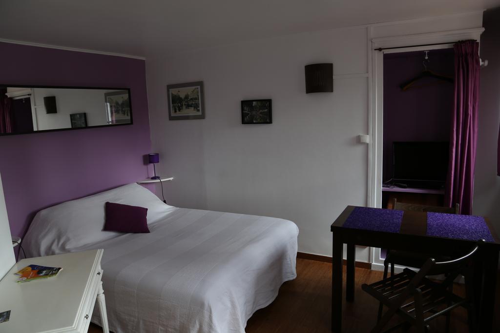 Les Esquirols Holiday home *